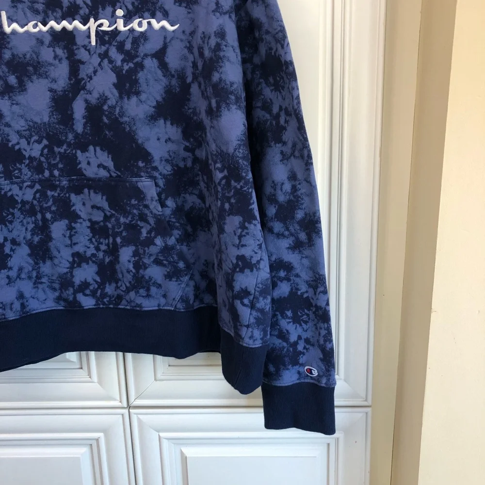 NWT Champion women’s tie dyed logo hoodie - Picture 3 of 13